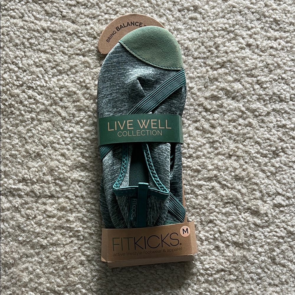 FitKicks Live Well Collection Women’s Shoes - NWT!